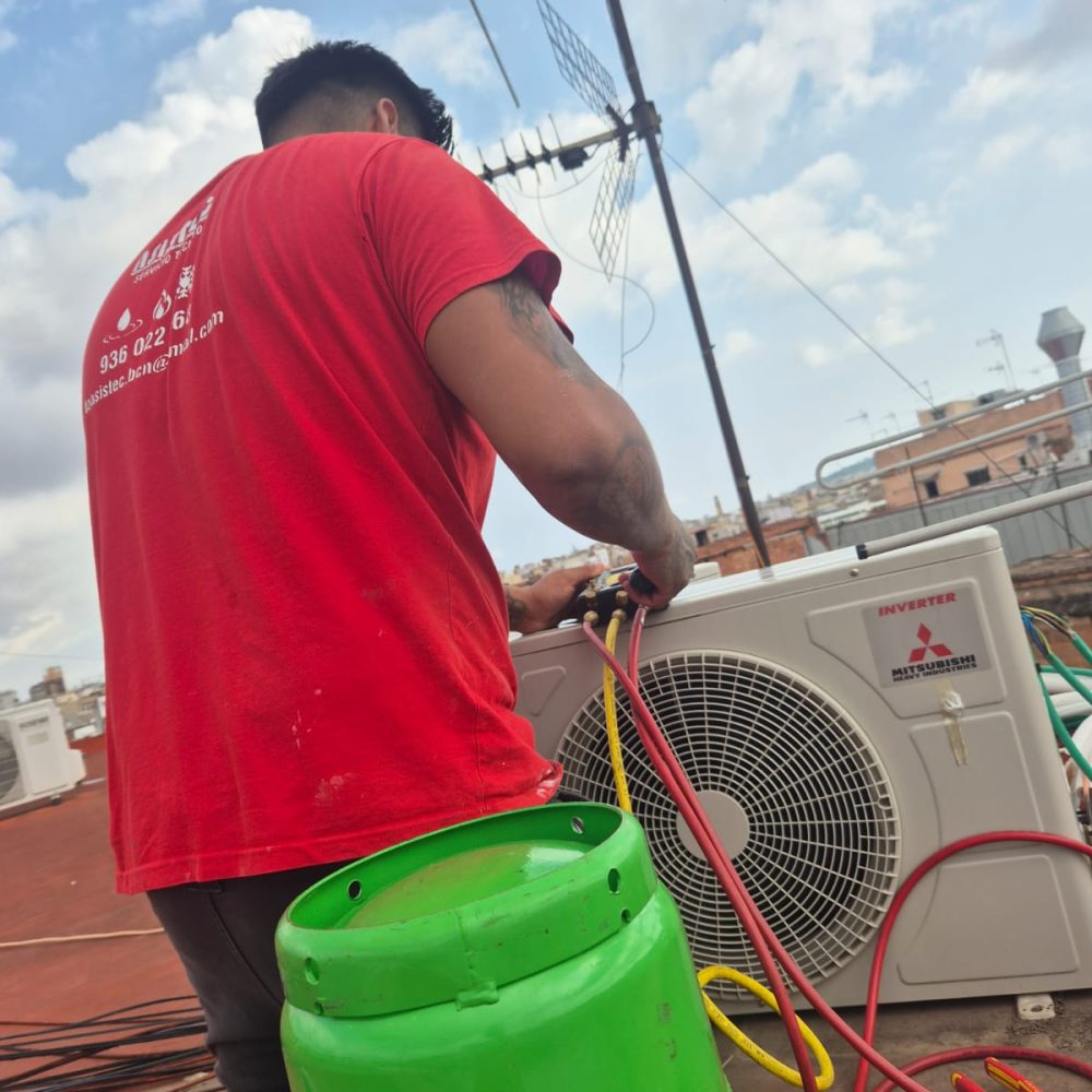 WhatsApp Image 2025-10-29 at 22.43.05 (1)